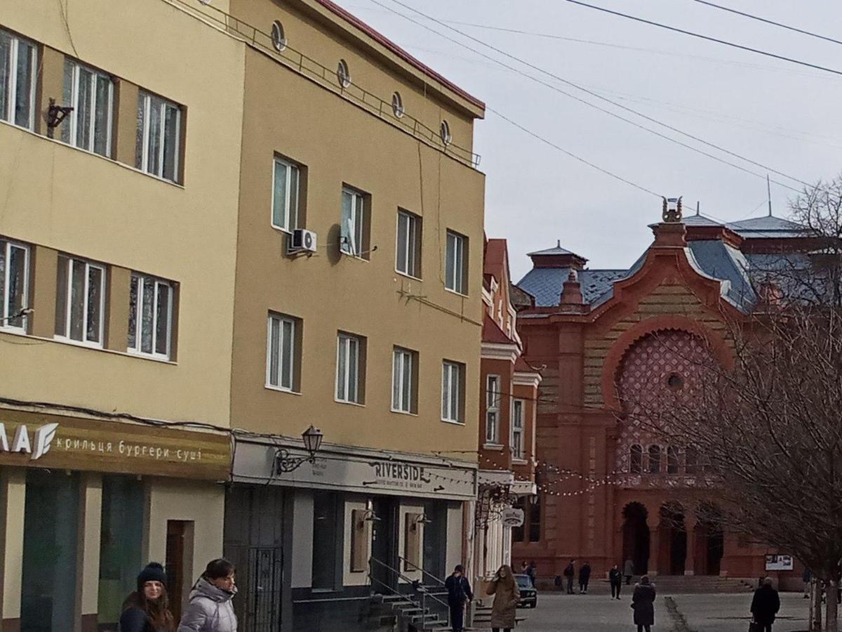 Затишна Двокімнатна Квартира В Самому Серці Ужгорода Uzhhorod Bagian luar foto